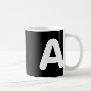 Spaß an einem Briefkastenkostüm für Gruppenpassung Kaffeetasse