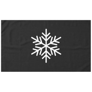 Spaß Ausgeklügeltes nordisches Schneeflocken auf m Tischdecke