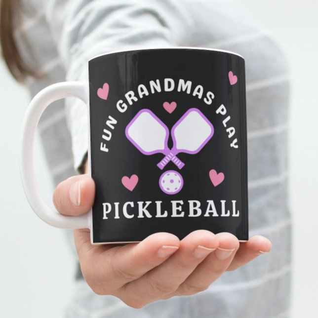 Spaß Grandmas Play Pickleball Kaffeetasse (Von Creator hochgeladen)