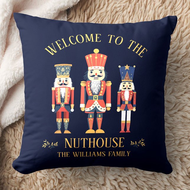 Spaß Willkommen bei Nuthouse Nutcracker Weihnachte Kissen (Von Creator hochgeladen)