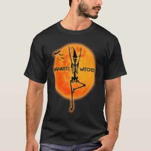 Spaßige Namaste-Hexen mit dem Yoga-Skelett in der T-Shirt