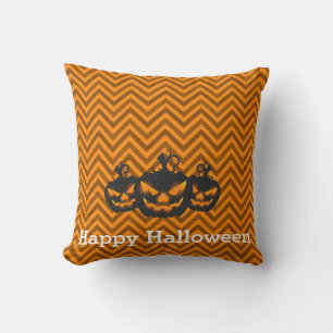 Spaßiges glückliches Halloween-Chevron-Muster mit  Kissen