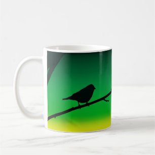 Spatzensilhouette auf Limonen Kaffeetasse