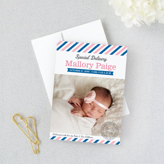 Special Delivery Baby Girl Foto Pink Blue Birth Ankündigung (Von Creator hochgeladen)