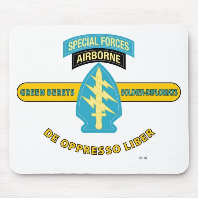 SPEZIELLE KRÄFTE IM FLUGZEUG "DE OPPRESSO LIBER " MOUSEPAD (Vorne)