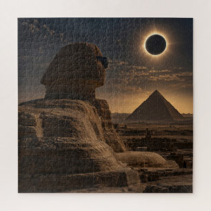 Sphinx starrt auf eine totale Sonnenfinsternis Puzzle