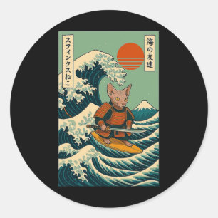 Sphynx-Katze Samurai surft auf japanischer Welle Runder Aufkleber