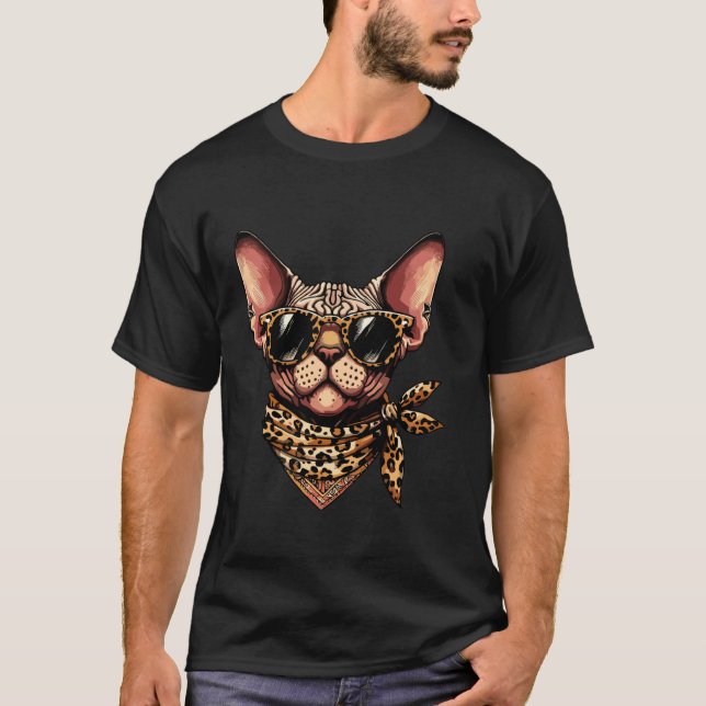 Sphynx Wearing Leopard Scarf Animal Wear Sungla T-Shirt (Vorderseite)