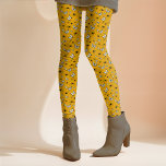 Spider Butterflies Whimsical Halloween Cotattcore Leggings<br><div class="desc">Dieses lustige Halloween-Design Cotgore verwendet ein zufälliges Muster von schönen schwarz-weißen Schmetterlingen auf einem goldenen Fall gelben Hintergrund, der angepasst werden kann. Dieses spaßige Design ergänzt die eindrucksvolle Hütte-Atmosphäre für die perfekte Touch von gruselig und süß und kann während des Herbstes mit jedem Top gepaart werden! Mischen und mit allen...</div>