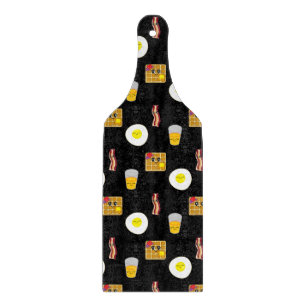 Spiegeleier, Speck, Waffeln und Orangensaft Schneidebrett