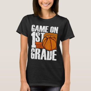 Spiel auf 1. Klasse Basketball zurück zur Schule T-Shirt