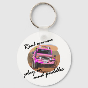 Spiel der wirklichen Frauen in Schlammpfützen Schlüsselanhänger