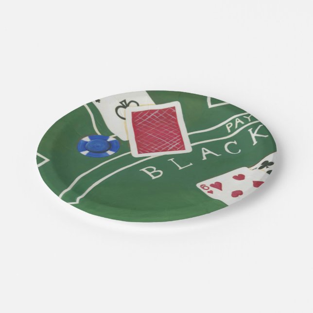 Spiel des Blackjacks mit Chips von Chariklia Zarri Pappteller (Schrägansicht)