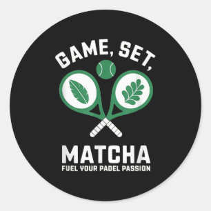 Spiel, Set, Matcha Design - Padel Enthusiast Motiv Runder Aufkleber