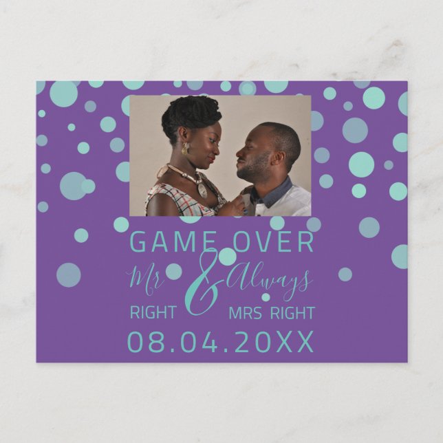 Spiel über lustige Save the Date Hochzeit Lila Fot Postkarte (Vorderseite)