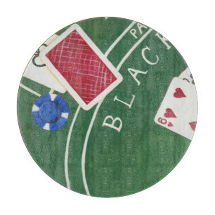 Spiel von Blackjack mit Chips durch Chariklia Schneidebrett