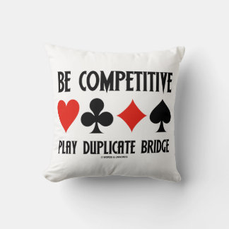 Spielen Sie Anzug mit doppelter Bridge-Karte im We Kissen