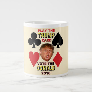 Spielen Sie den Trumpf Jumbo-Tasse