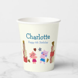 Spielende Katzen mit Geschenken Gelbes Kindergebur Pappbecher