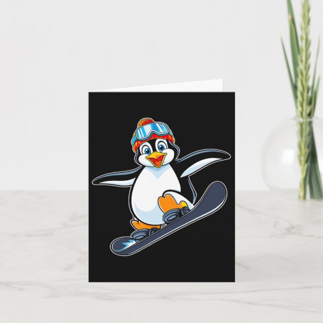Spielender Pinguin Snowboarding Adventure Design Karte (Vorderseite)