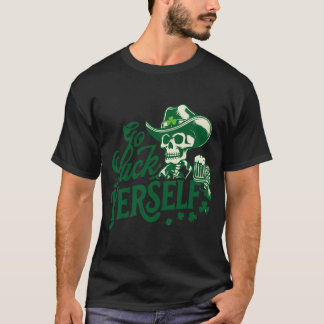 Spielerisches grünes Skelett-Cowboy mit Bier und F T-Shirt