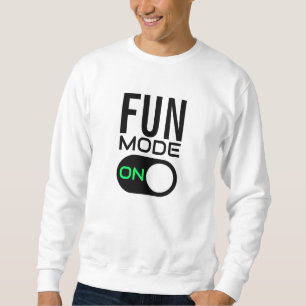 Spielmodus eingeschaltet. Das Sweatshirt personali