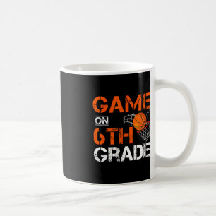 Spielspass auf dem sechsten Basketball-Platz Kaffeetasse