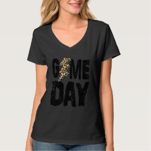Spieltag Blitzschlag Leopard Bedrängter Spieltag T-Shirt
