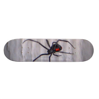 Spinne der schwarzen Witwe Skateboard