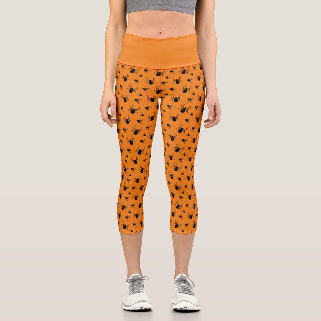 Spinnen Halloween Muster Schwarz und Orange Capri Leggings (Vorderseite)