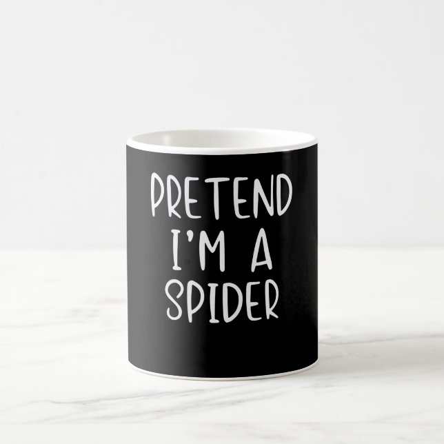 Spinnengeschenk |Vortäuschen von Spiderkostüm Hall Kaffeetasse (Mittel)
