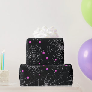 Spinnennetze und Punkte Moderne schwarze Halloween Geschenkpapier