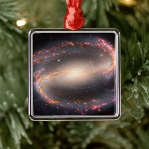 Spiral Galaxy Ngc 1300. Ornament Aus Metall