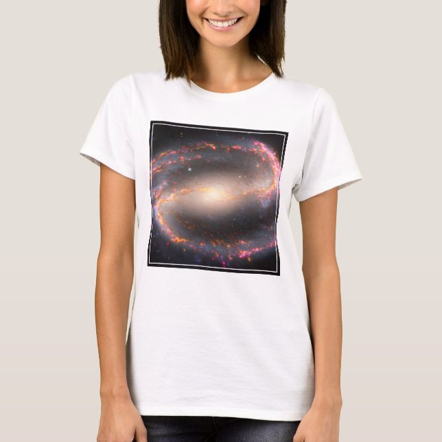 Spiral Galaxy Ngc 1300. T-Shirt (Vorderseite)