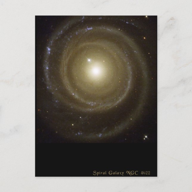 Spiral Galaxy NGC 4622 Spins Backward Postkarte (Vorderseite)