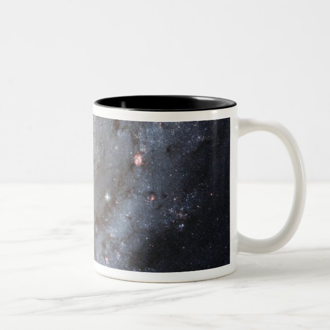 Spiralgalaxie M74 Zweifarbige Tasse (Rechts)