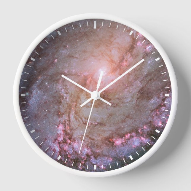 Spiralgalaxie M83, Ablaze mit Sternenbildung. Uhr (Vorderseite)