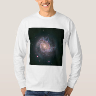 Spiralgalaxie M83 (NASA) T-Shirt