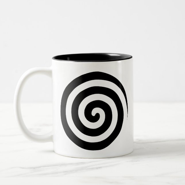 Spiralkreise des Herzens und des Wirbels in Schwar Zweifarbige Tasse (Links)