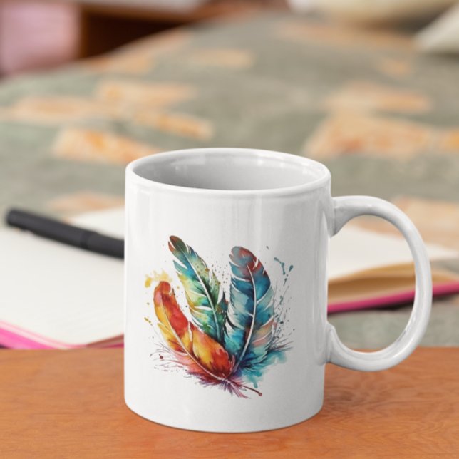 Spirit Feathers: Vibrannende Wasserfarben Kunst Kaffeetasse (Von Creator hochgeladen)
