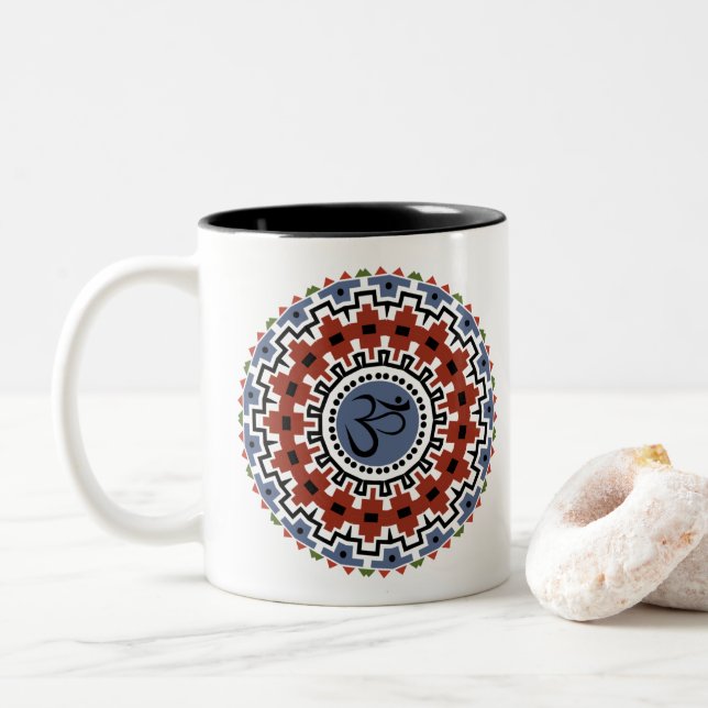 Spirituelle Mandala Yoga Om Rust Blue Kaleidoskop Zweifarbige Tasse (Mit Donut)
