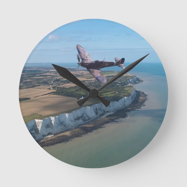 Spitfire über England Runde Wanduhr (Vorderseite)