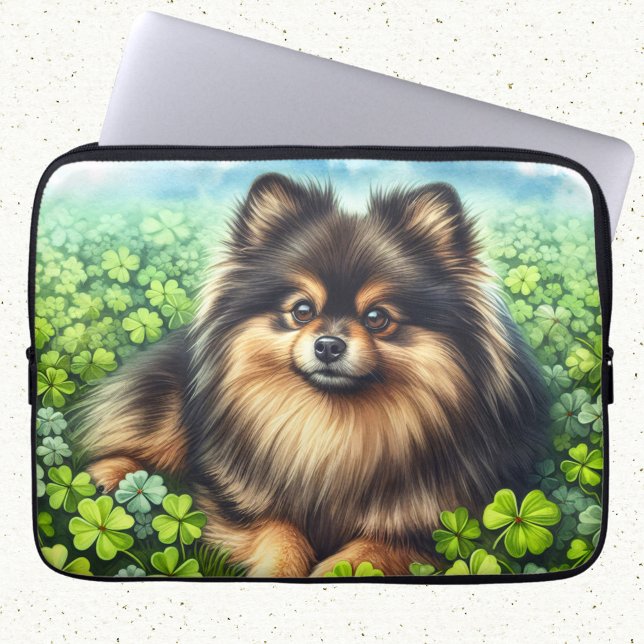 Spitz Aquarell  Kleeblatt Laptopschutzhülle (Von Creator hochgeladen)
