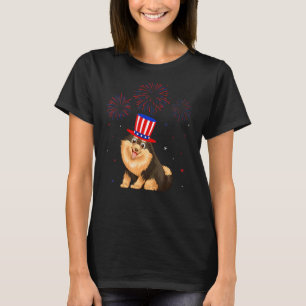 Spitz Dog Red White Blue Fireworks Dekoration 4. T-Shirt