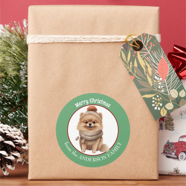 Spitz Dog Winter Scarf und Hat Weihnachten Runder Aufkleber (Feiertag)