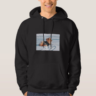 Spitz erfreuen sich des kalten Wetters Hoodie