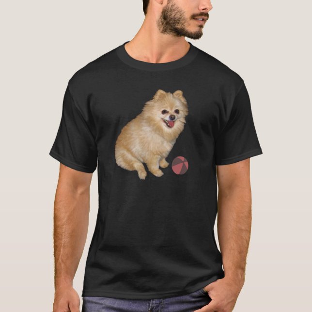 Spitz-Hund mit Ball T-Shirt (Vorderseite)