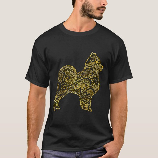 Spitz in goldenem Dekorationsmuster T-Shirt (Vorderseite)