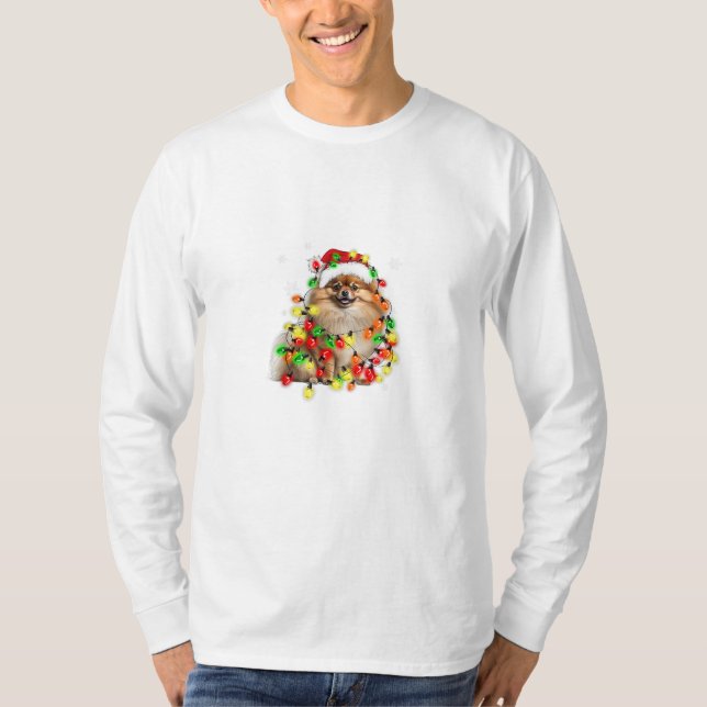 Spitz in Weihnachtsbeleuchtung ummantelt T-Shirt (Vorderseite)