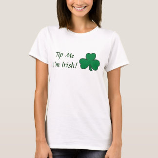 Spitzen Sie mich, den ich irisch bin! T-Shirt